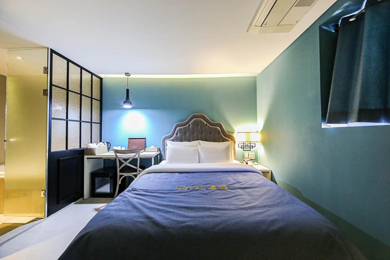 צ'ונצ'און Hotel Myeongjak מראה חיצוני תמונה
