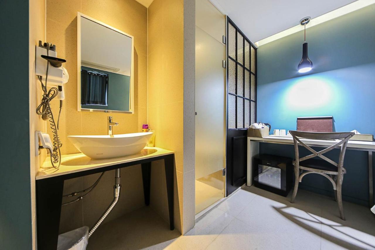 צ'ונצ'און Hotel Myeongjak מראה חיצוני תמונה