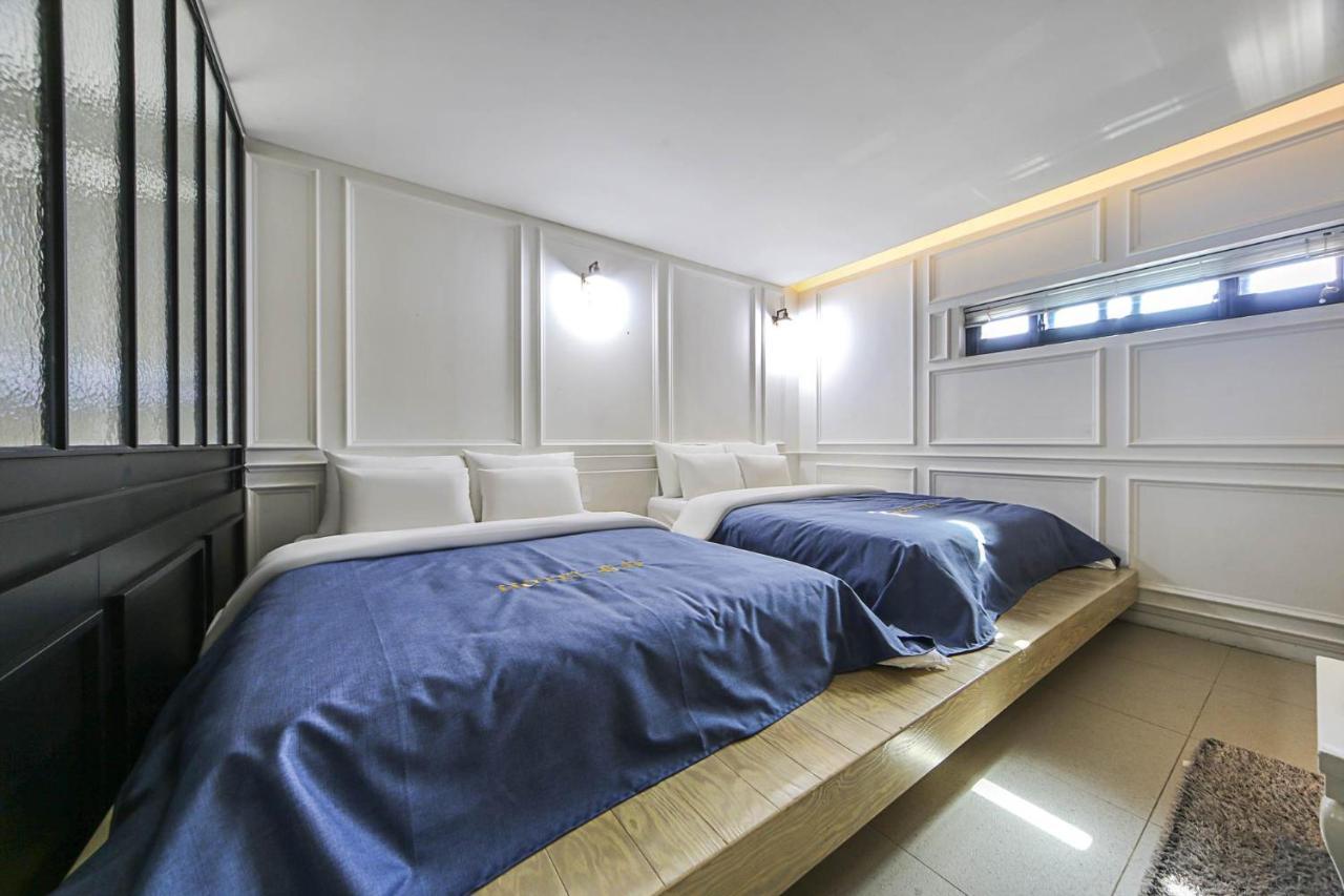 צ'ונצ'און Hotel Myeongjak מראה חיצוני תמונה