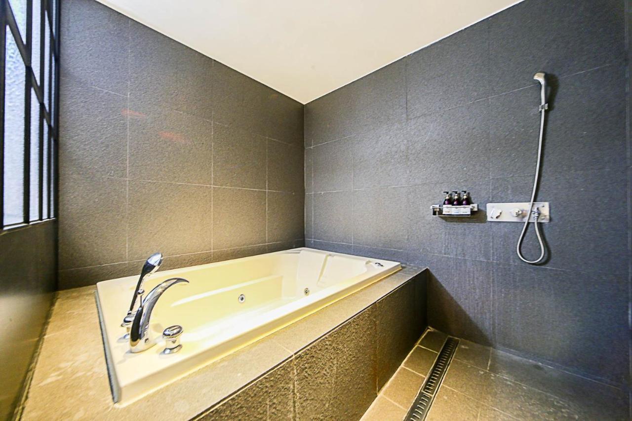 צ'ונצ'און Hotel Myeongjak מראה חיצוני תמונה