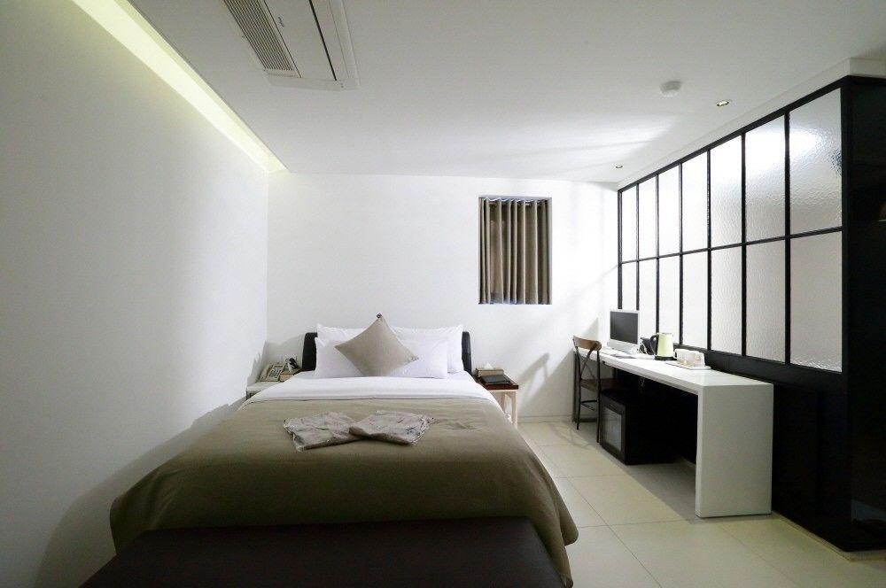 צ'ונצ'און Hotel Myeongjak מראה חיצוני תמונה