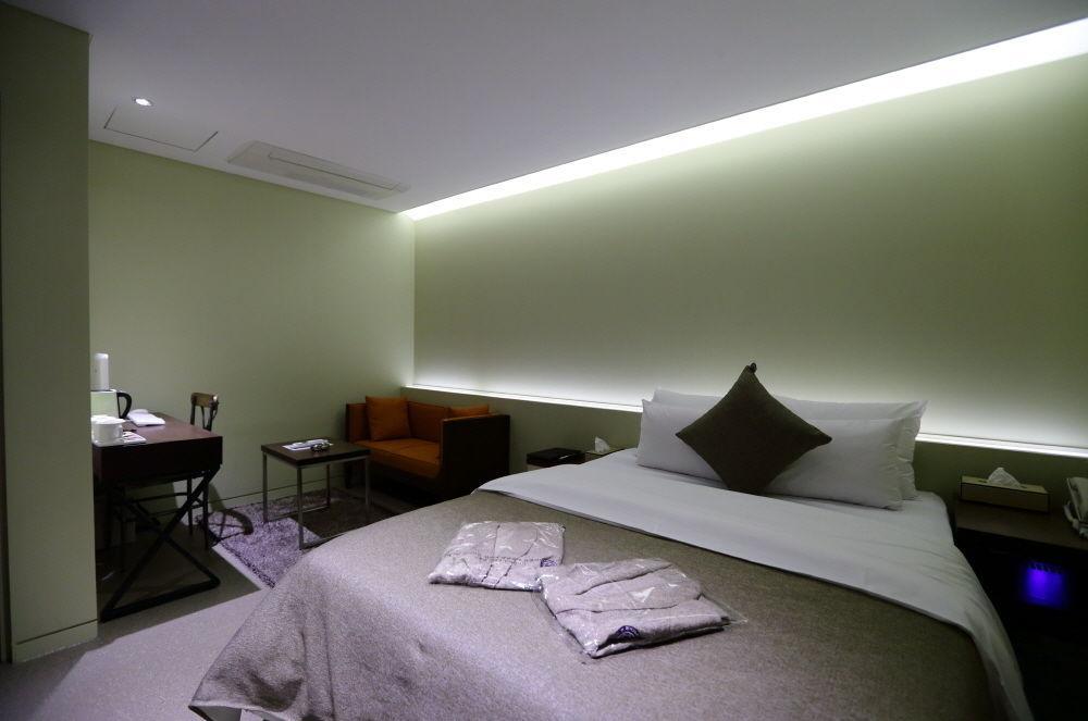 צ'ונצ'און Hotel Myeongjak מראה חיצוני תמונה