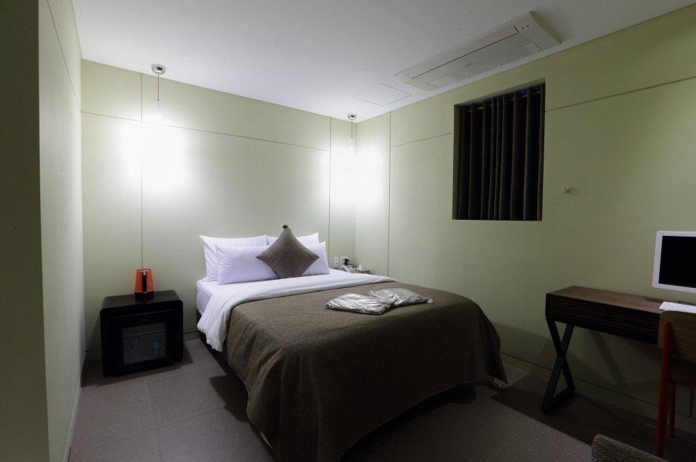 צ'ונצ'און Hotel Myeongjak מראה חיצוני תמונה