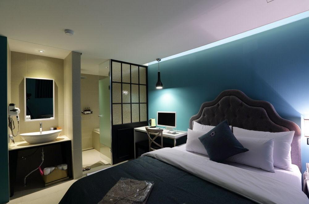 צ'ונצ'און Hotel Myeongjak מראה חיצוני תמונה
