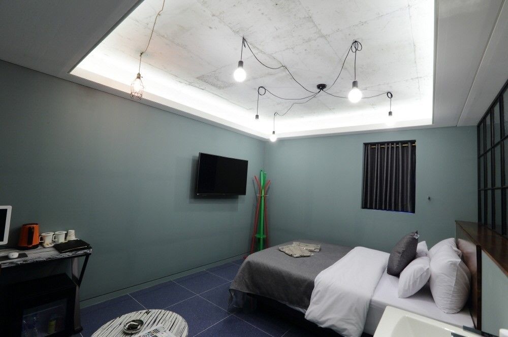 צ'ונצ'און Hotel Myeongjak מראה חיצוני תמונה